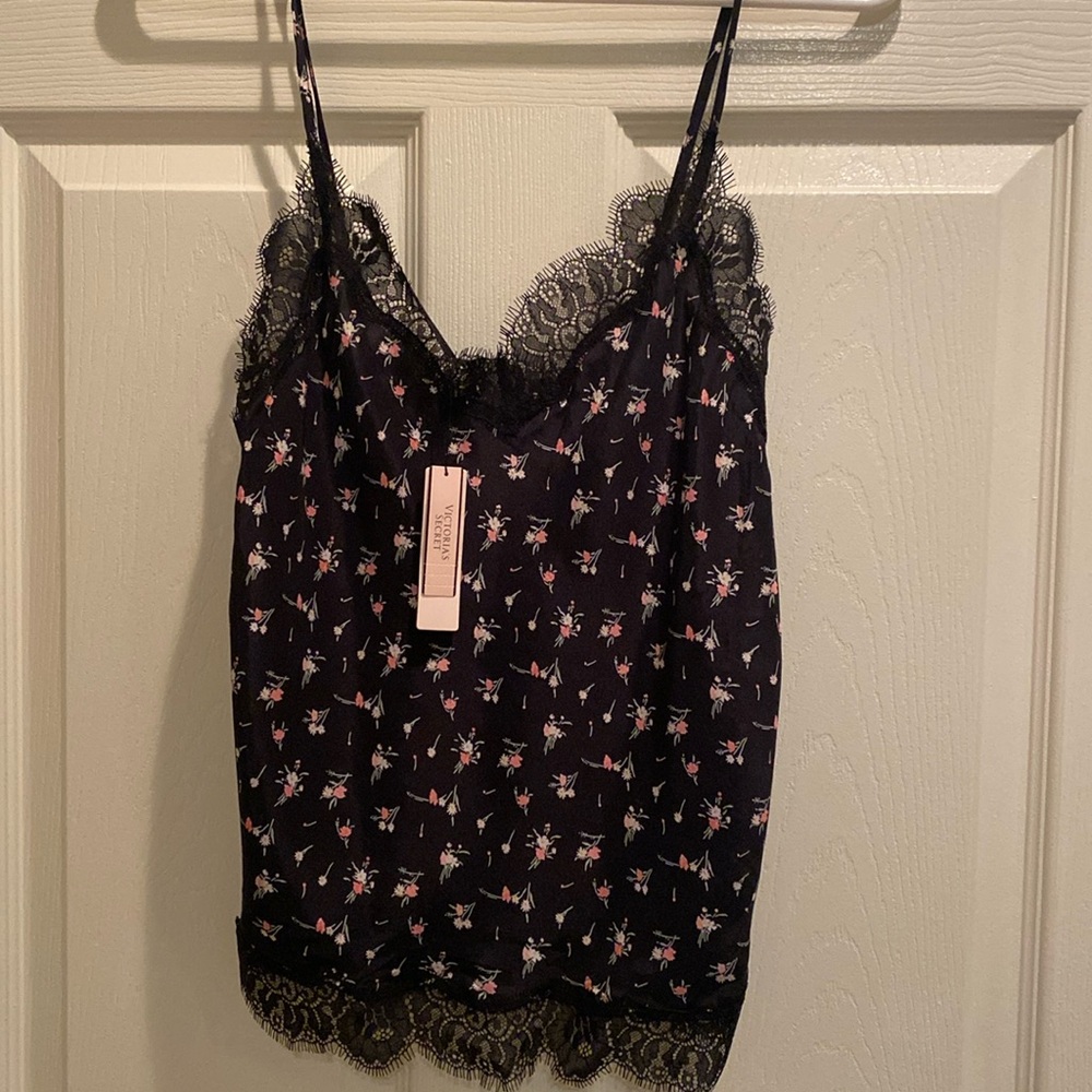 Victoria’s Secret XS camisole top